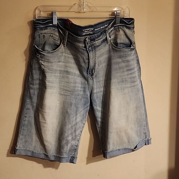 Lebis modern skinny shorts size 20 NWT - Picture 1 of 4